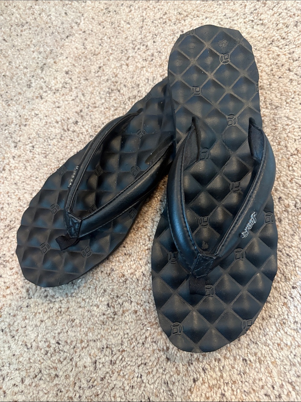Reef Quilted Black Foam Thong Sandals